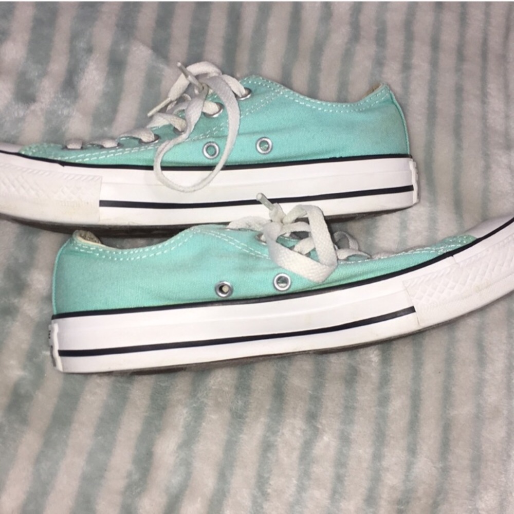 Converse - Picture 3 of 6